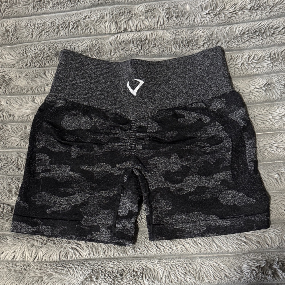 Violate the Dress Code seamless Women's Camo Print Shorts - Picture 2 of 3